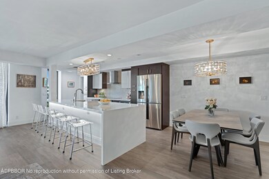 Kitchen Dining Area