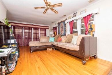willow- living room