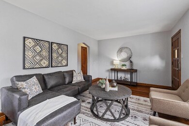 176 E Jeffrey Place, Columbus, OH 43214 - photo 5