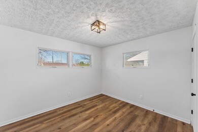 32-web-or-mls-96-s-weyant-ave