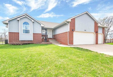 841 Carriage Ct, Maize, KS 67101 - photo 2