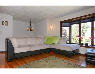 89 Valentine Rd, Northborough, MA 01532 - photo 2