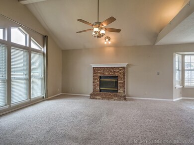 1201 W 112th Dr S, Jenks, OK 74037 - photo 5