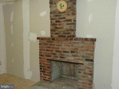 208 Jefferson Pike, Knoxville, MD 21758 - photo 5