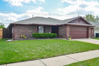 9506 Carmalee St, Houston, TX 77075 - photo 3