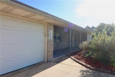 1739 S Stephie Ln, Lake Charles, LA 70605 - photo 4