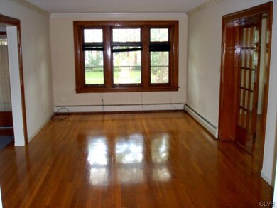 2324 W Allen St, Allentown, PA 18104 - photo 2