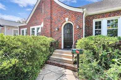 201 E 53rd St, Savannah, GA 31405 - photo 6