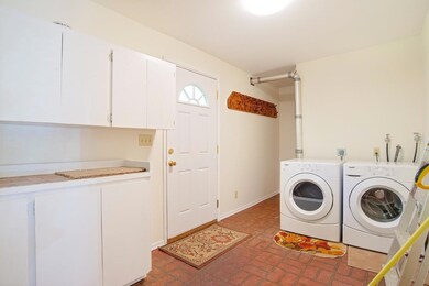 6219 E Evans Creek Rd, Rogue River, OR 97537 - photo 6