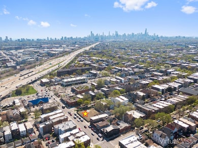 2758 N Mozart St, Chicago, IL 60647 - photo 5