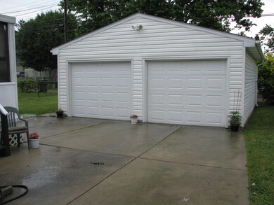 476 Derrer Rd, Columbus, OH 43204 - photo 5