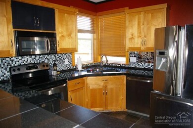 unlisted-address, Redmond, OR 97756 - photo 4