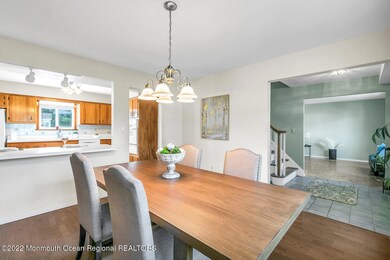 16 Tanglewood Rd, Middletown, NJ 07748 - photo 6