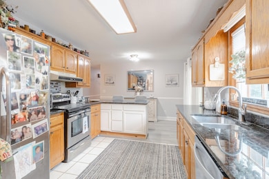 2602 E Hillview Dr, Dalton, GA 30721 - photo 5