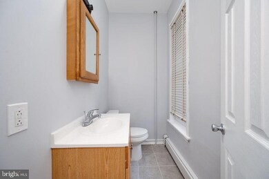 215 Chapel Tc, Reading, PA 19602 - photo 6