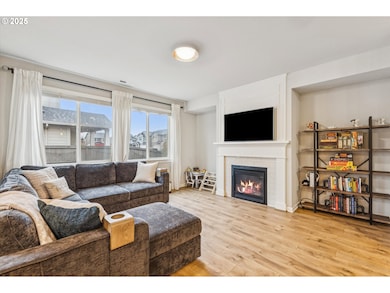 2081 Silverstone Dr, Forest Grove, OR 97116 - photo 5