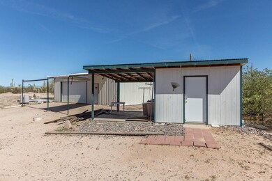 2 shop and utility building