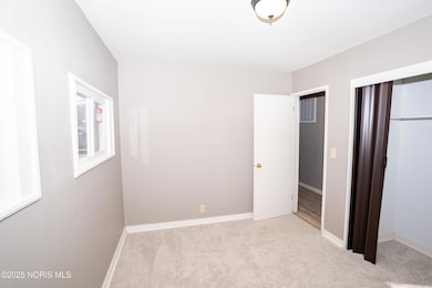 1582 S Clinton St, Defiance, OH 43512 - photo 5