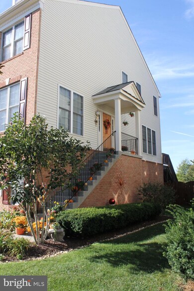 131 Misty Pond Terrace, Purcellville, VA 20132 - photo 2