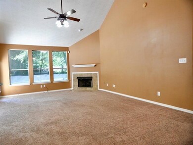 32807 Oak Creek Dr, Magnolia, TX 77354 - photo 5