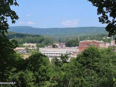 38 High St, North Adams, MA 01247 - photo 4