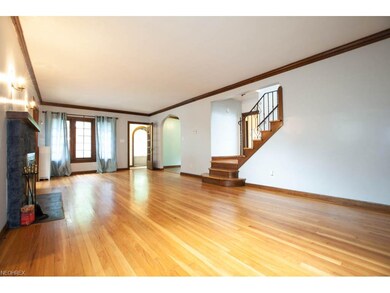 Enter this home and you will find an inviting spac