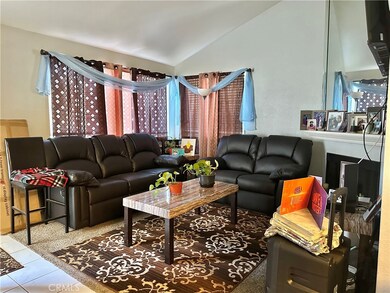 44514 15th St E unit 2, Lancaster, CA 93535 - photo 4