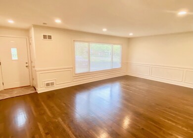 3003 Woodworth Place, Hazel Crest, IL 60429 - photo 5