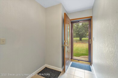 07-26112-Anderson-Rd-WindowStill-Real-Es