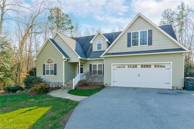 236 Lassiter Ln, Asheboro, NC 27205 - photo 4