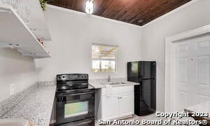 826 E Erie Ave unit B, San Antonio, TX 78212 - photo 6