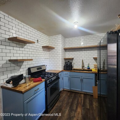 742 Legion St, Craig, CO 81625 - photo 4