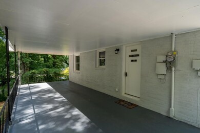 404 Mockingbird Rd 6 of 46