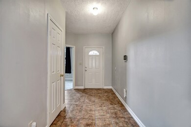 10610 Logger Pine Trail, Houston, TX 77088 - photo 3