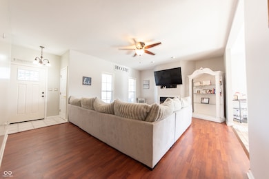 6001 E Pioneer Place, Columbus, IN 47203 - photo 5