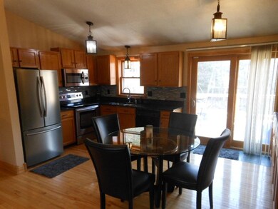 30 Walnut Hill Rd, Derry, NH 03038 - photo 4