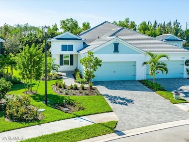 2385 Ariane Dr, Naples, FL 34112 - photo 2