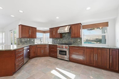 2070 Tiffany Dr, Oceanside, CA 92056 - photo 4