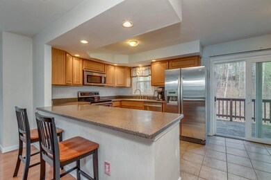 47 Walnut Cir, Merrimack, NH 03054 - photo 7