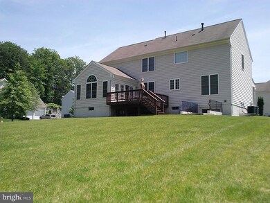 19300 Bothwell Ct, Triangle, VA 22172 - photo 2