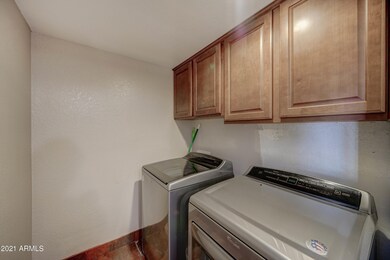 2040 S Longmore, 55-13
