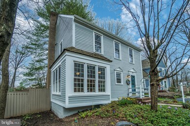 2069 Cobblestone Ln, Reston, VA 20191 - photo 3