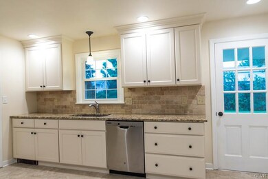 1235 N Marshall St, Allentown, PA 18104 - photo 6