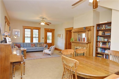 423 E 4th St, Cameron, MO 64429 - photo 7