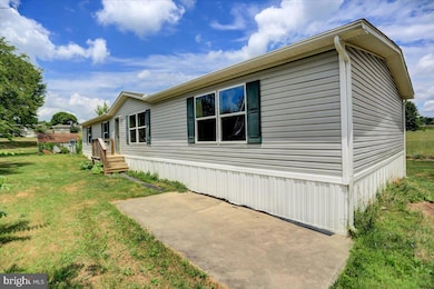 1024 Warm Spring Rd unit 23, Chambersburg, PA 17202 - photo 3