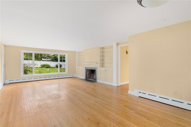 61 Applegate Rd, Cranston, RI 02920 - photo 4