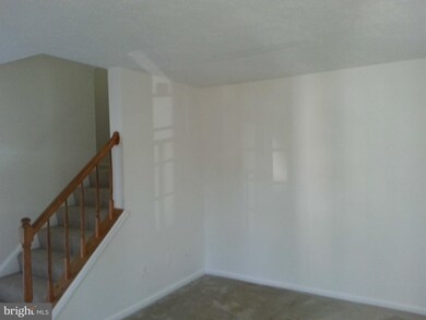 13950 Big Yankee Ln, Centreville, VA 20121 - photo 2