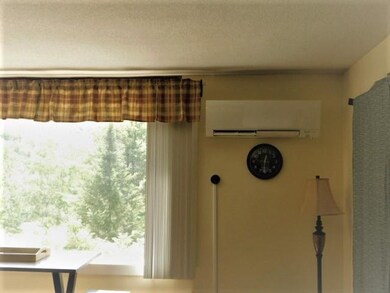 97 Fox Run Rd unit 4 & 5, Lincoln, NH 03251 - photo 4