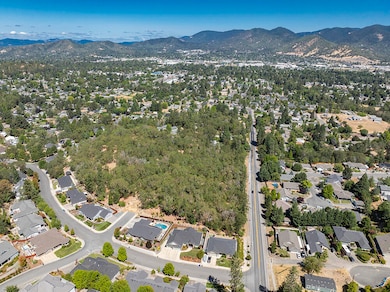 0 SE Rosemary Ln unit 441 220208362, Grants Pass, OR 97527 - photo 4