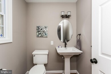 1416 Highview Dr, Lutherville Timonium, MD 21093 - photo 5